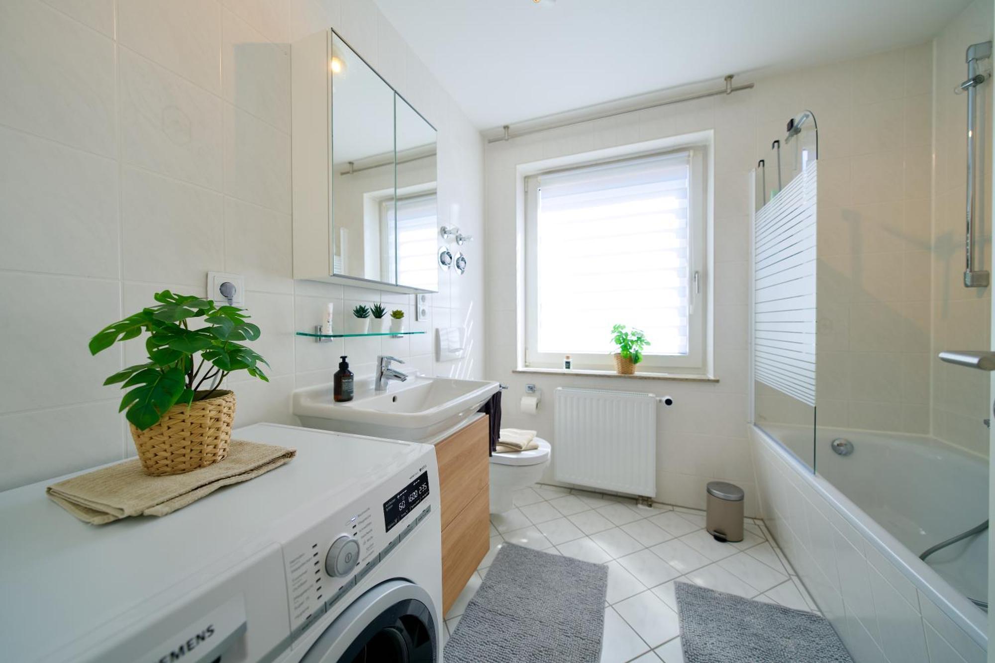 Edler Wohnraum Schwanenteich-Oase Mit Balkon, Kaffeevollautomat, Lift & Parkplatz Apartment Zwickau Exterior foto