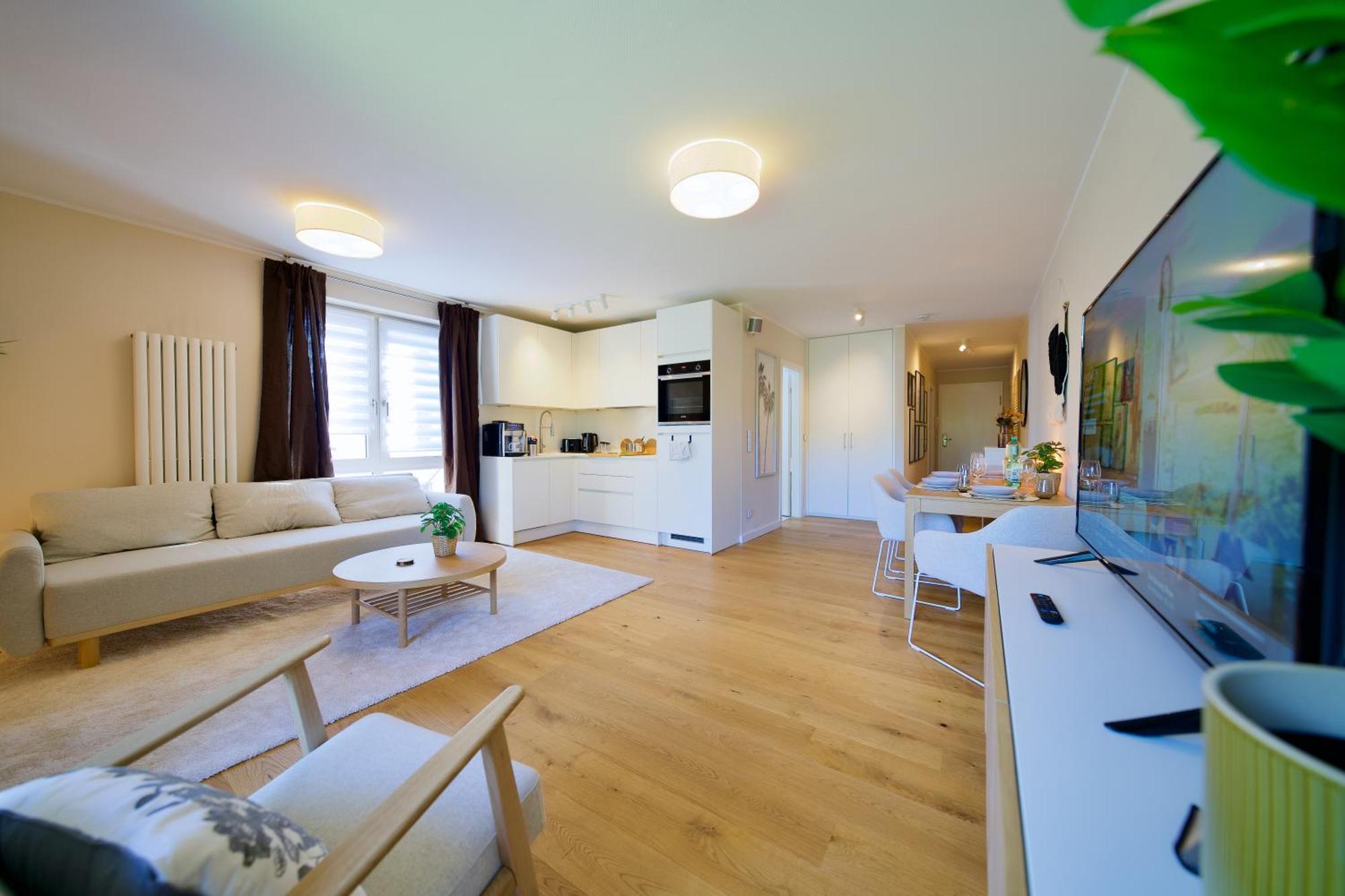 Edler Wohnraum Schwanenteich-Oase Mit Balkon, Kaffeevollautomat, Lift & Parkplatz Apartment Zwickau Exterior foto