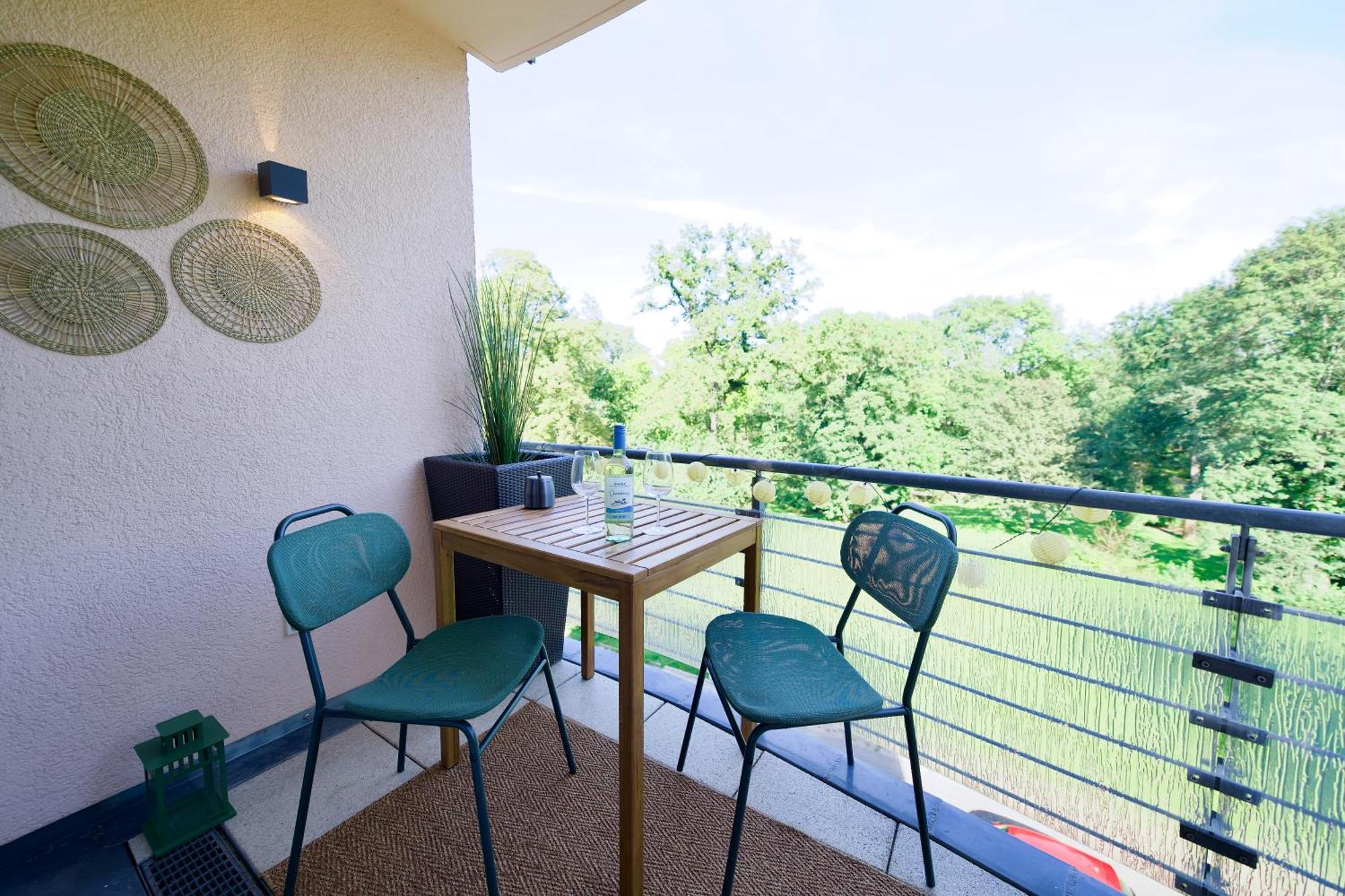 Edler Wohnraum Schwanenteich-Oase Mit Balkon, Kaffeevollautomat, Lift & Parkplatz Apartment Zwickau Exterior foto